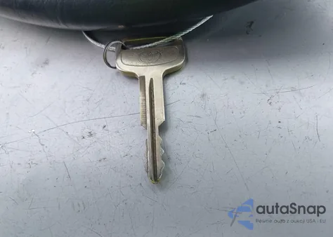 1996 Toyota Corolla Dx z USA, uszkodzony, nr VIN JT2EB02E6T0114462